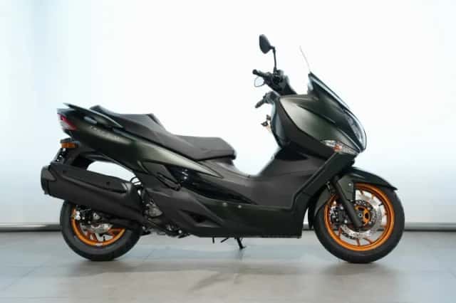 Suzuki Burgman 400 (2026) thumbnail 1