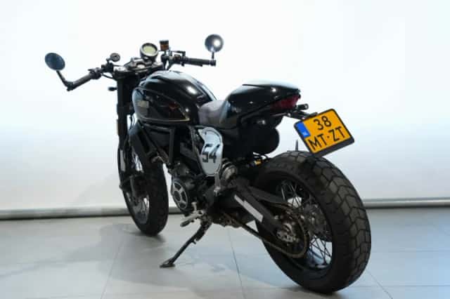 Ducati Scrambler CAFE RACER (2018) thumbnail 5