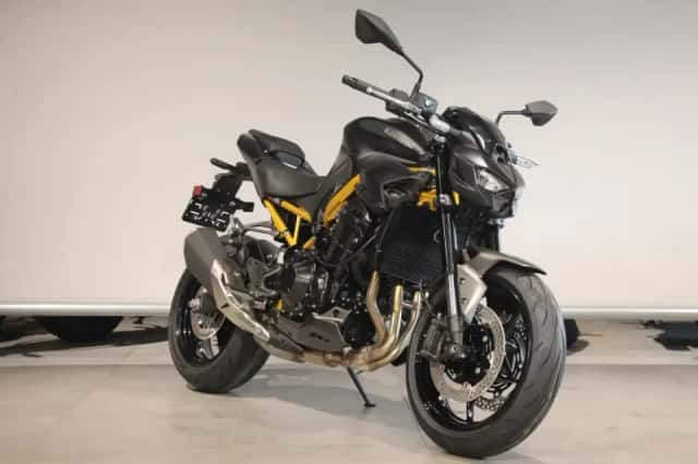 Kawasaki Z900 (2026) thumbnail 2