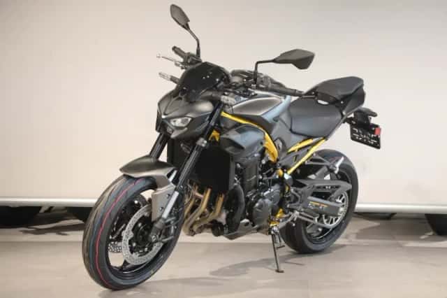Kawasaki Z900 (2026) thumbnail 3