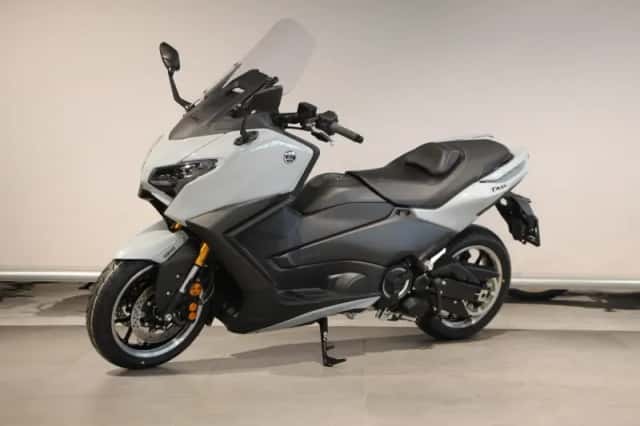 Yamaha T-MAX 560 TECH (2026) thumbnail 3