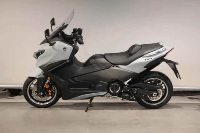 Yamaha T-MAX 560 TECH (2026) thumbnail 4