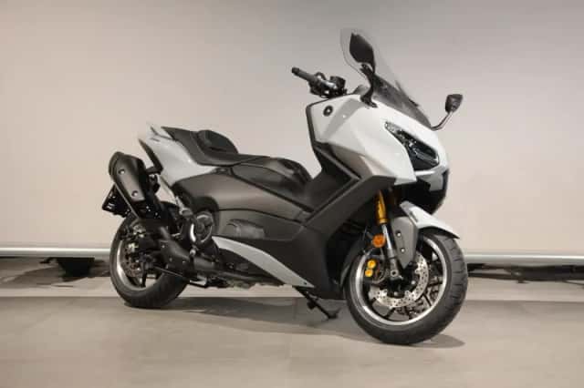 Yamaha T-MAX 560 TECH (2026) thumbnail 2