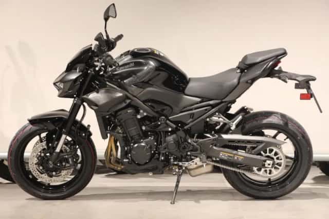 Kawasaki Z900 (2026) thumbnail 4