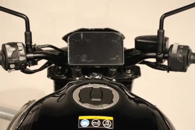 Kawasaki Z900 (2026) thumbnail 5