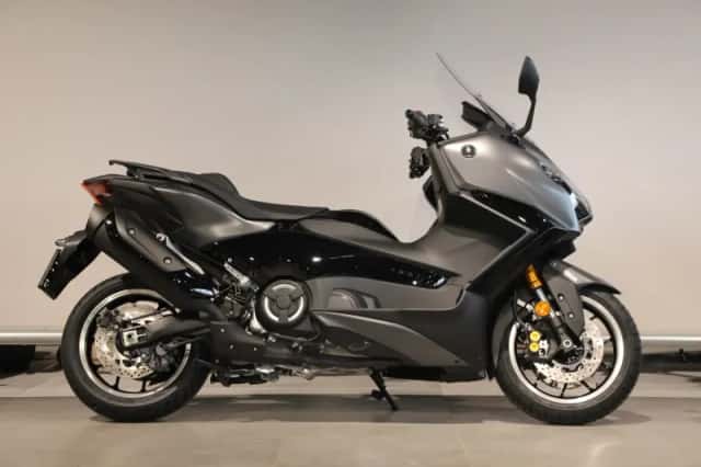 Yamaha T-MAX 560 TECH (2026) thumbnail 1