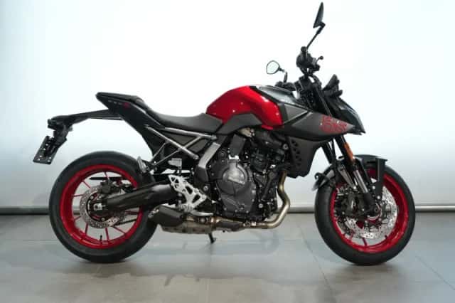 Suzuki GSX-8S (2026) thumbnail 1
