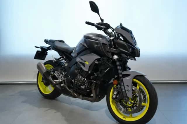 Yamaha MT-10 (2017) thumbnail 2
