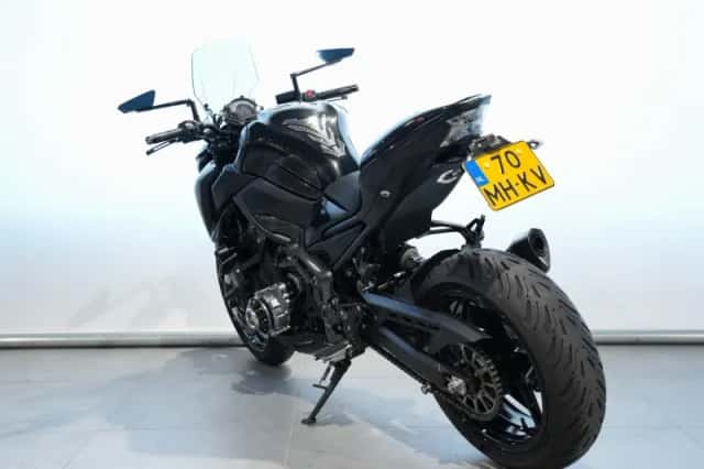Kawasaki Z900 (2017) thumbnail 5