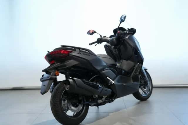 Yamaha Xmax 300 Tech MAX (2026) thumbnail 6
