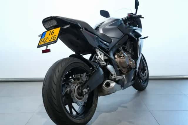 Honda CBR650FA (2017) thumbnail 6