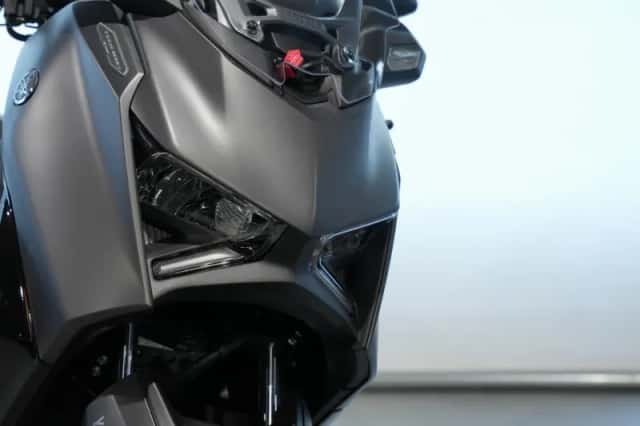 Yamaha Xmax 300 Tech MAX (2026) thumbnail 3