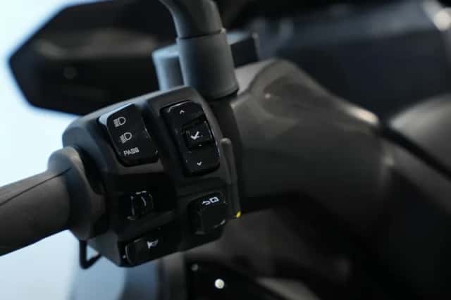 Yamaha Xmax 300 Tech MAX (2026) thumbnail 5