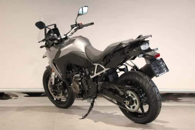 Suzuki V-Strom 800 (2026) thumbnail 6