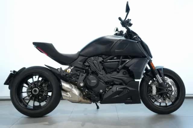 Ducati Diavel 1260 (2021) thumbnail 1