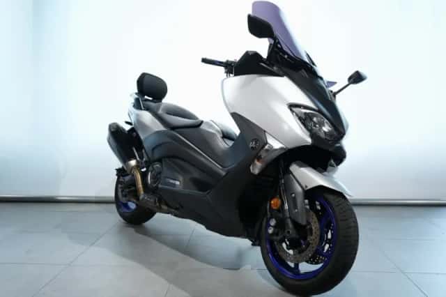 Yamaha T MAX 530 SX (2017) thumbnail 2