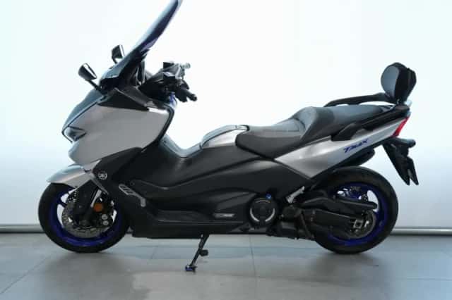 Yamaha T MAX 530 SX (2017) thumbnail 4