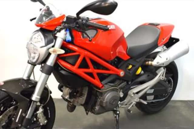 Ducati Monster 696 (2008) thumbnail 3