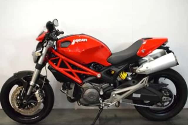 Ducati Monster 696 (2008) thumbnail 4