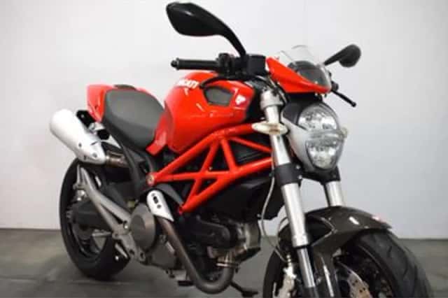 Ducati Monster 696 (2008) thumbnail 6