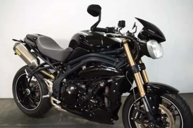 Triumph Speed Triple 1050 94 Editie (2016) thumbnail 6