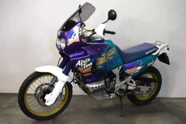 Honda XRV 750 Africa Twin (1993) thumbnail 2