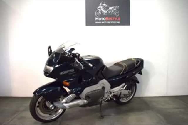 Yamaha GTS1000 (1995) thumbnail 1