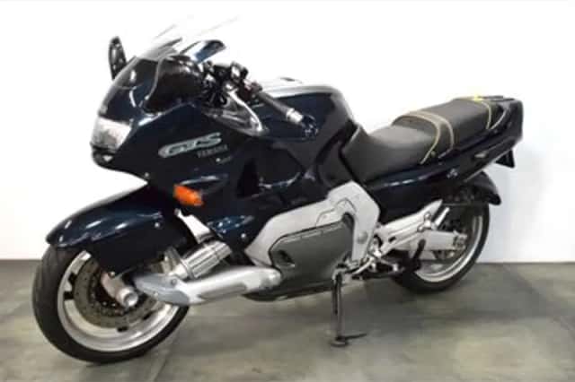 Yamaha GTS1000 (1995) thumbnail 2