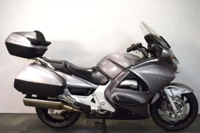 Honda ST 1300 PAN European (2002) thumbnail 5