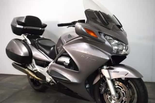 Honda ST 1300 PAN European (2002) thumbnail 6