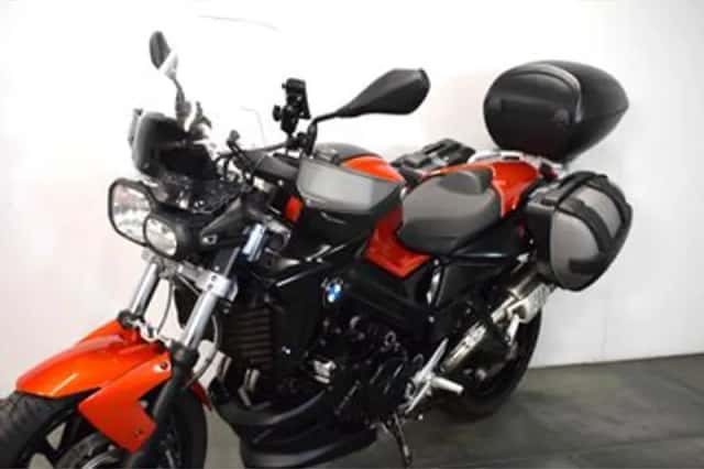 BMW F 800 R (2015) thumbnail 3