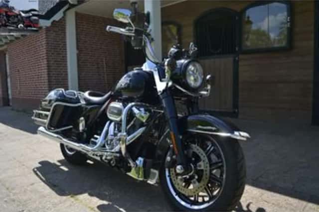 Harley-Davidson Police Road King (2018) thumbnail 2