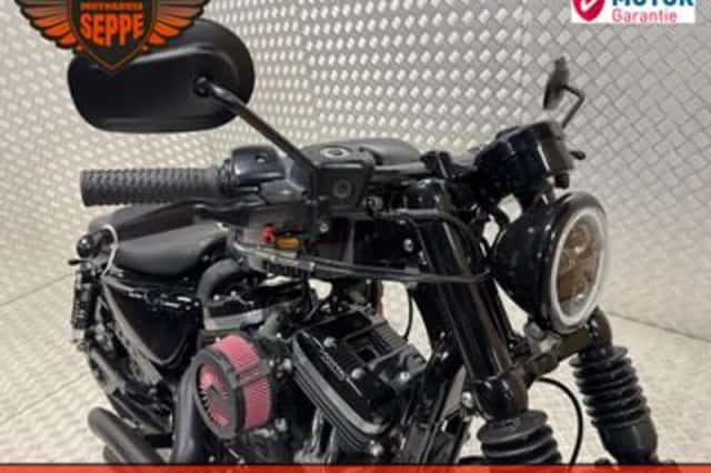 Harley-Davidson Sportster (2013) thumbnail 4