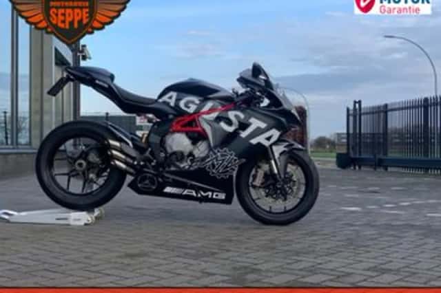 MV Agusta F3 800 (2014) thumbnail 1