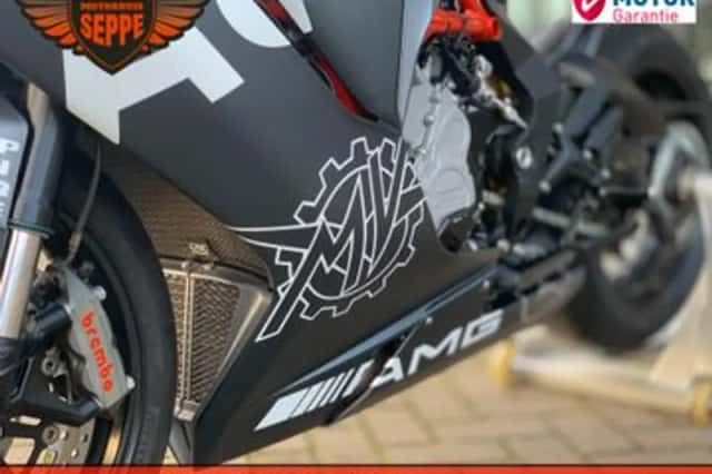 MV Agusta F3 800 (2014) thumbnail 6