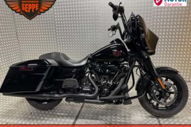 Harley-Davidson Street Glide (2021) thumbnail 1