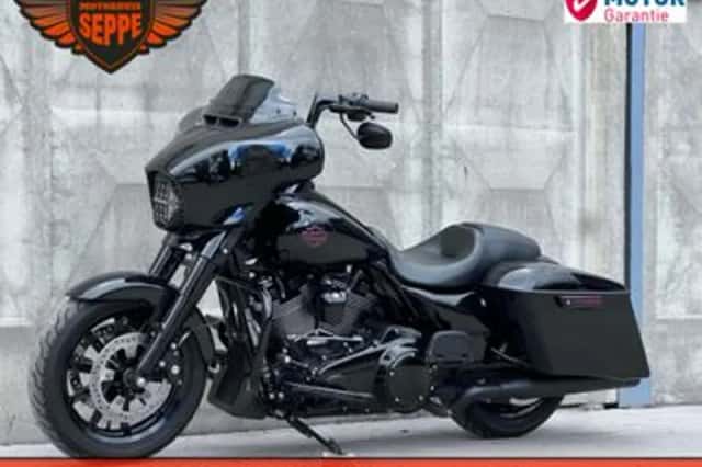 Harley-Davidson Street Glide (2021) thumbnail 3