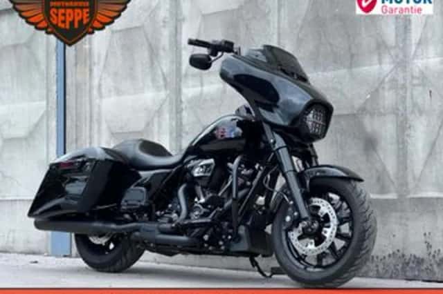 Harley-Davidson Street Glide (2021) thumbnail 6