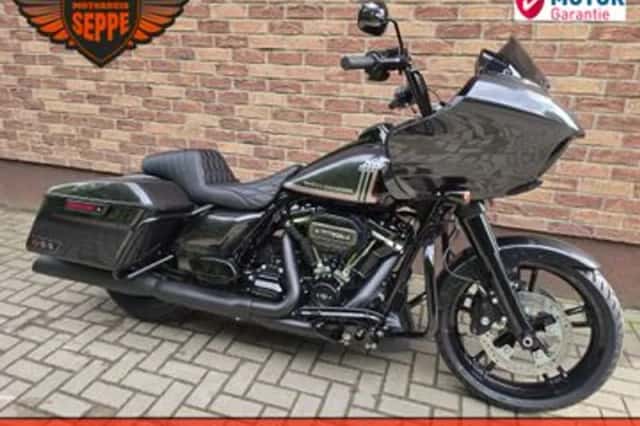 Harley-Davidson Road Glide Special (2017) thumbnail 5