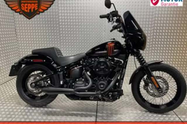 Harley-Davidson Street Bob (2018) thumbnail 1