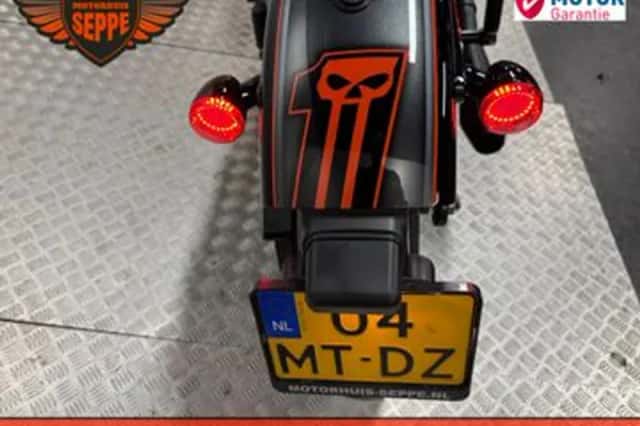 Harley-Davidson Street Bob (2018) thumbnail 5