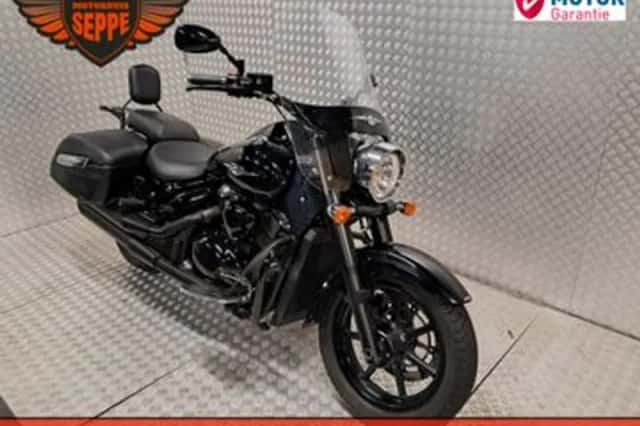 Suzuki Intruder C 1500 BT (2013) thumbnail 2