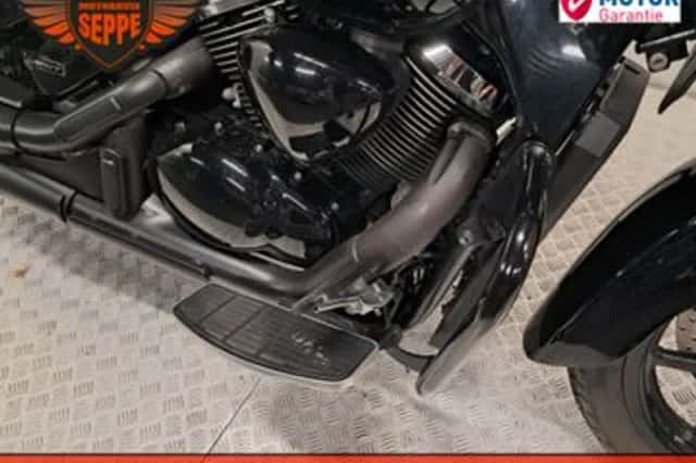 Suzuki Intruder C 1500 BT (2013) thumbnail 4
