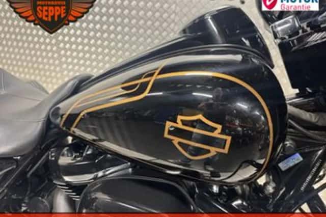 Harley-Davidson Street Glide Special (2021) thumbnail 2