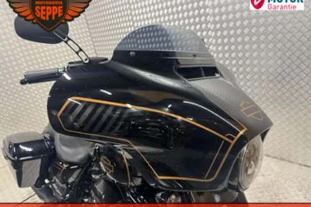 Harley-Davidson Street Glide Special (2021) thumbnail 3