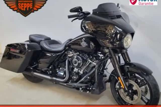 Harley-Davidson Street Glide Special (2017) thumbnail 2