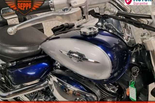 Suzuki Intruder C 800 (2008) thumbnail 5