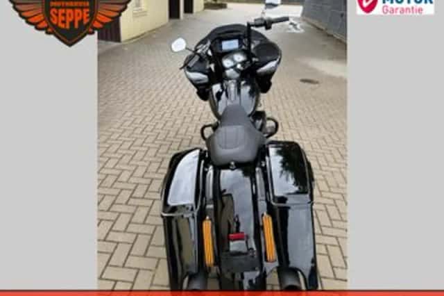 Harley-Davidson Road Glide (2019) thumbnail 3