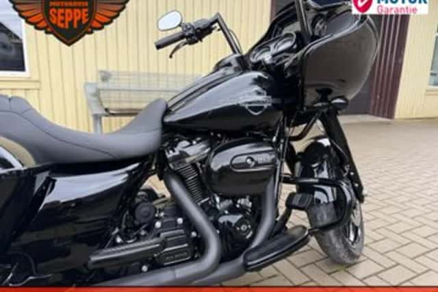 Harley-Davidson Road Glide (2019) thumbnail 6