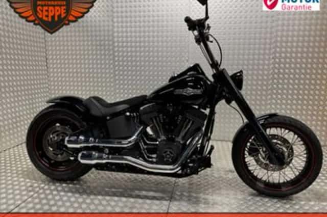 Harley-Davidson Night Train (2006) thumbnail 1